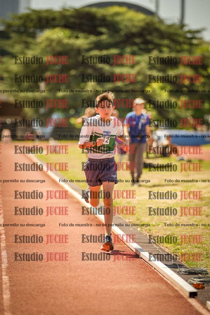 Fotos de los 600 m llanos de varones