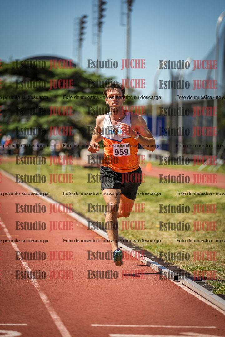 Fotos de los 3000 m con obstáculos de varones