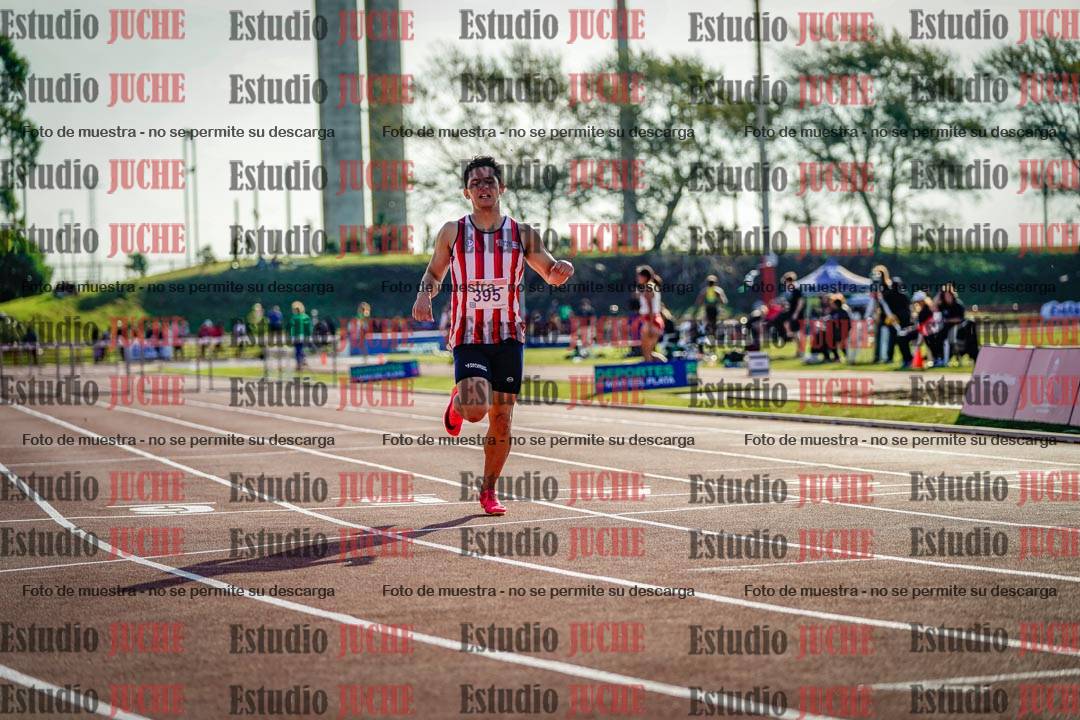 Fotos de los 400 m con vallas de varones