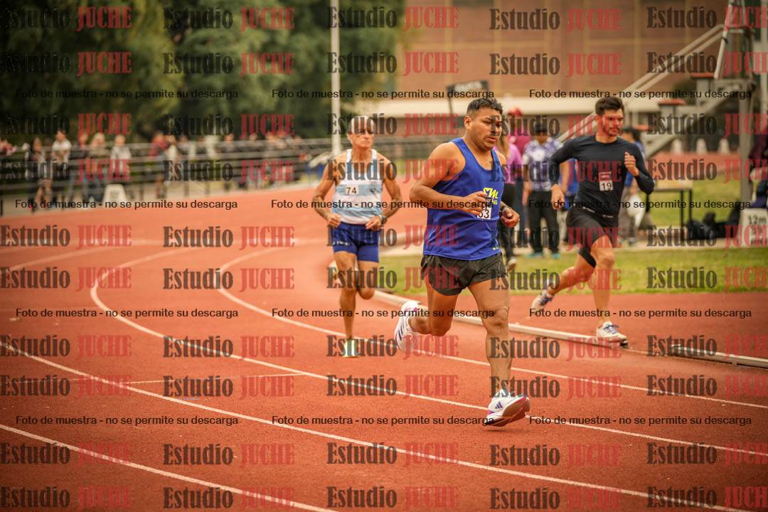 Fotos de los 800 m llanos de varones