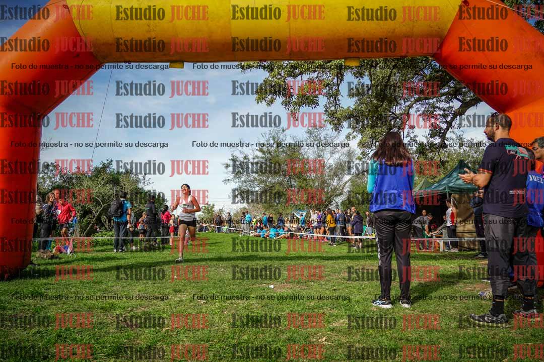 Fotos de la llegada del cross de 1500 m