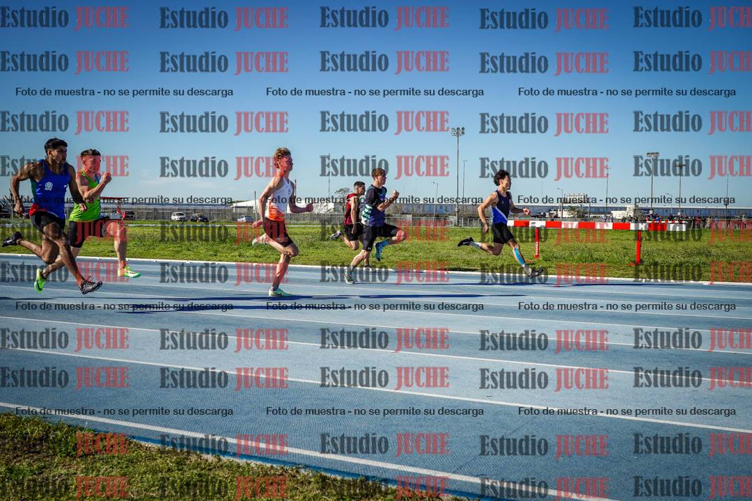 Fotos de los 100 m llanos de varones