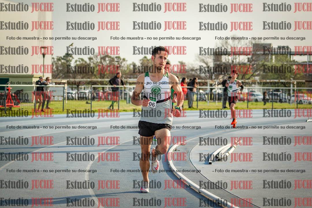 Fotos de los 3000 m llanos de varones