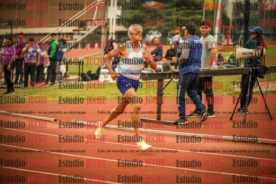 Fotos de los 800 m llanos de varones
