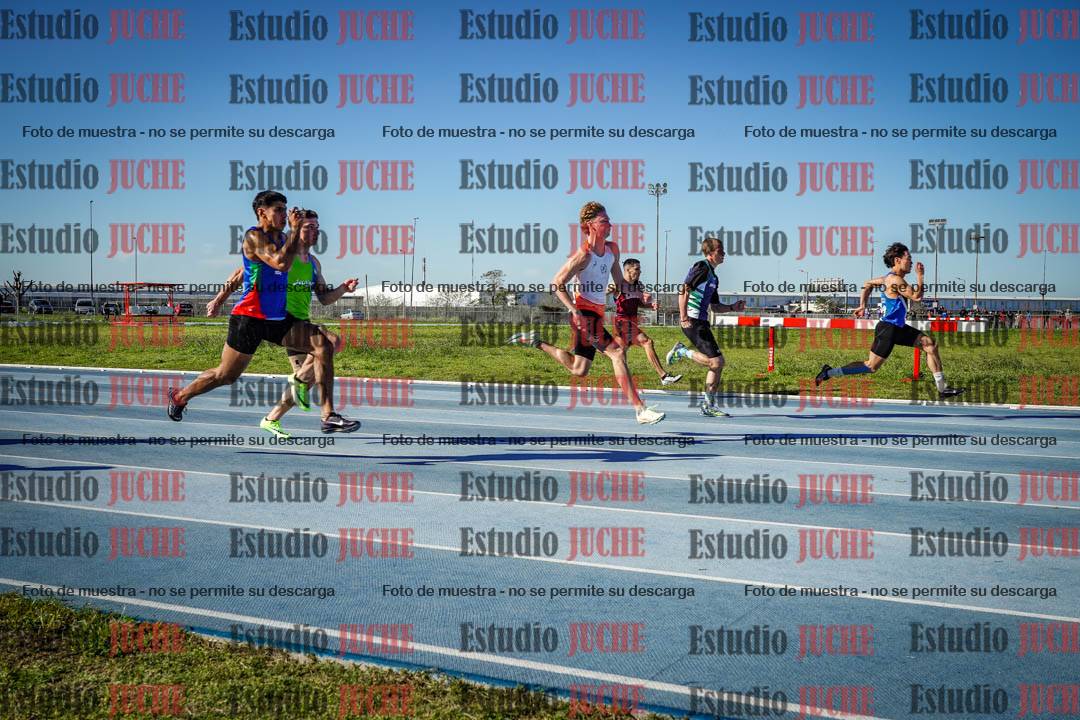 Fotos de los 100 m llanos de varones