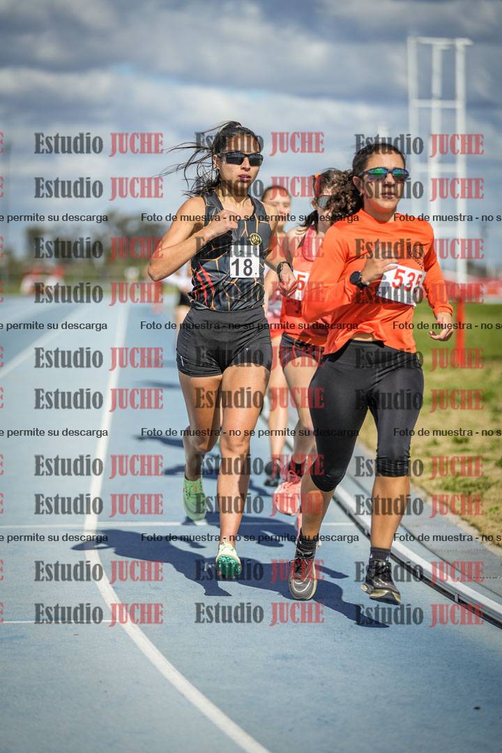 Fotos de los 5000 m llanos de mujeres