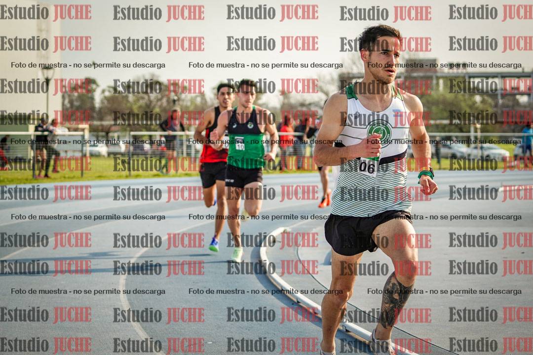 Fotos de los 3000 m llanos de varones