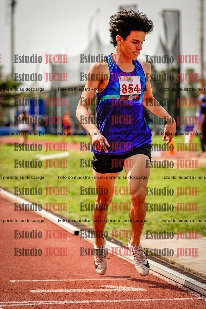 Fotos de los 600 m llanos de varones