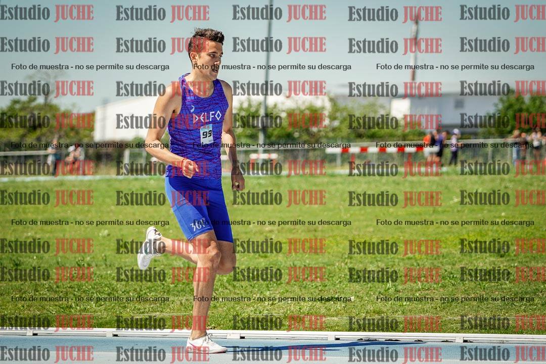 Fotos de los 800 m llanos de varones