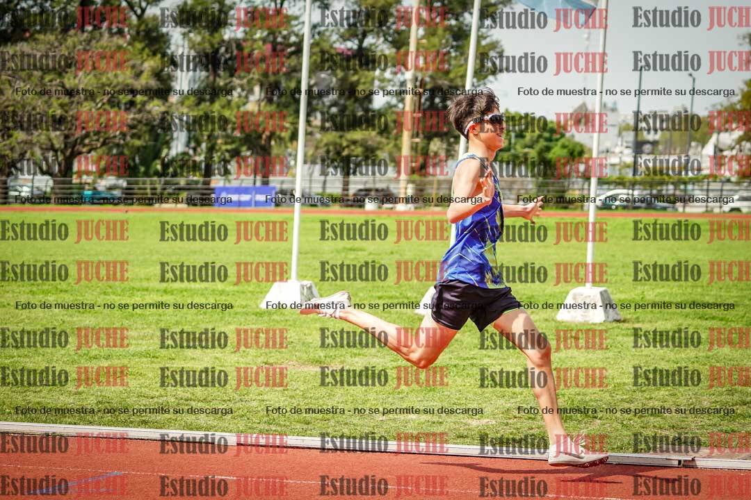 Fotos de los 600 m llanos de varones