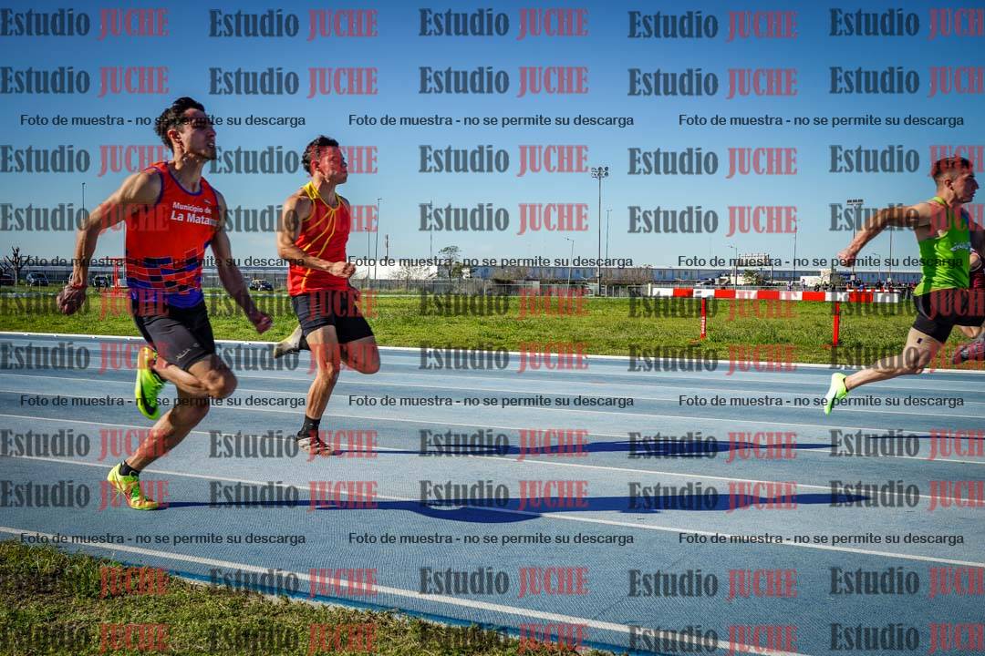 Fotos de los 100 m llanos de varones