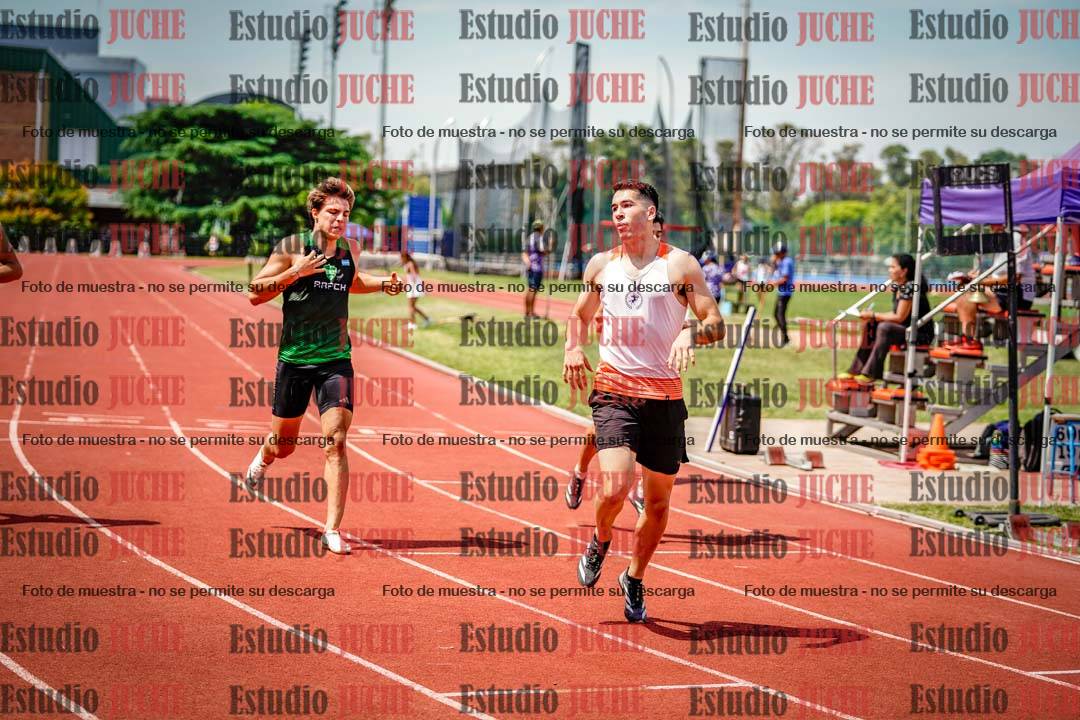 Fotos de los 400 m llanos de varones