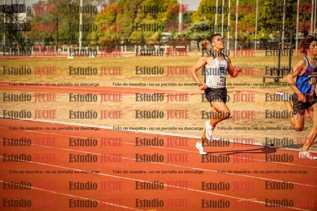 Fotos de los 1500 m llanos de varones