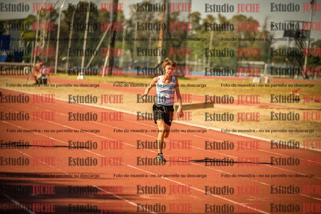 Fotos de los 200 m llanos de varones