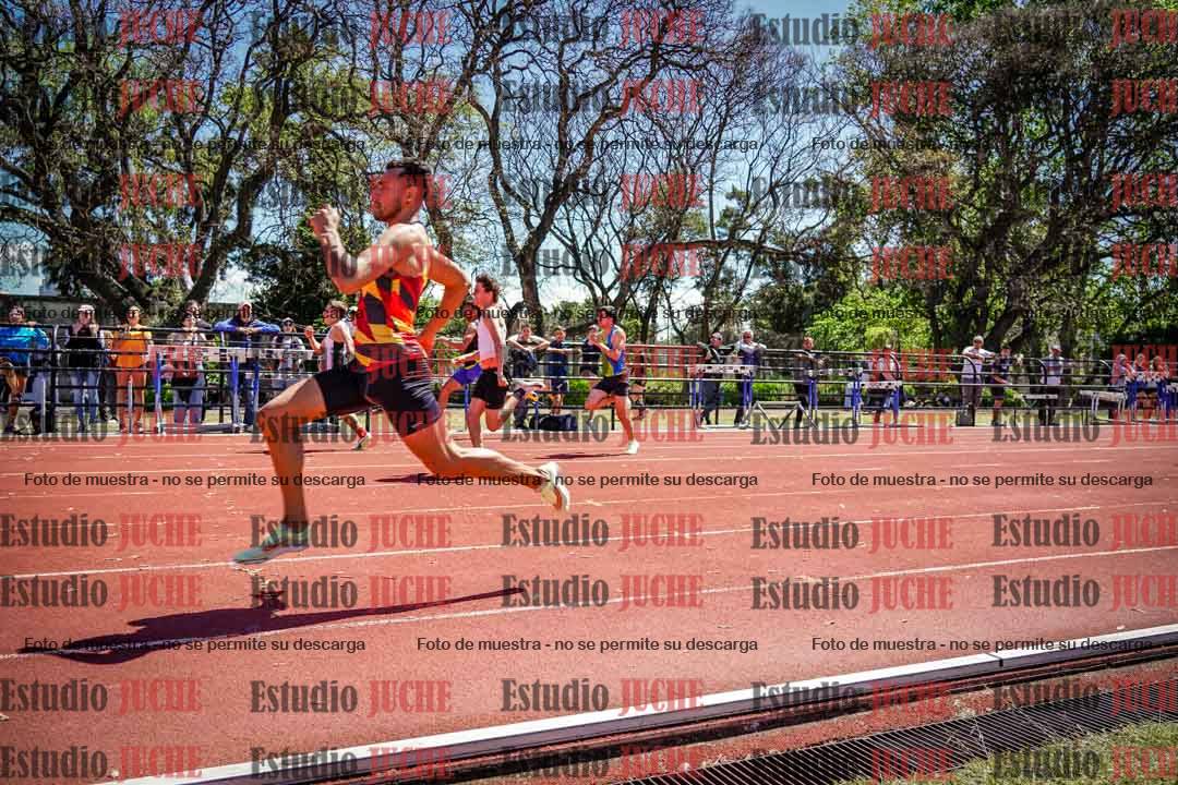 Fotos de los 100 m llanos de varones