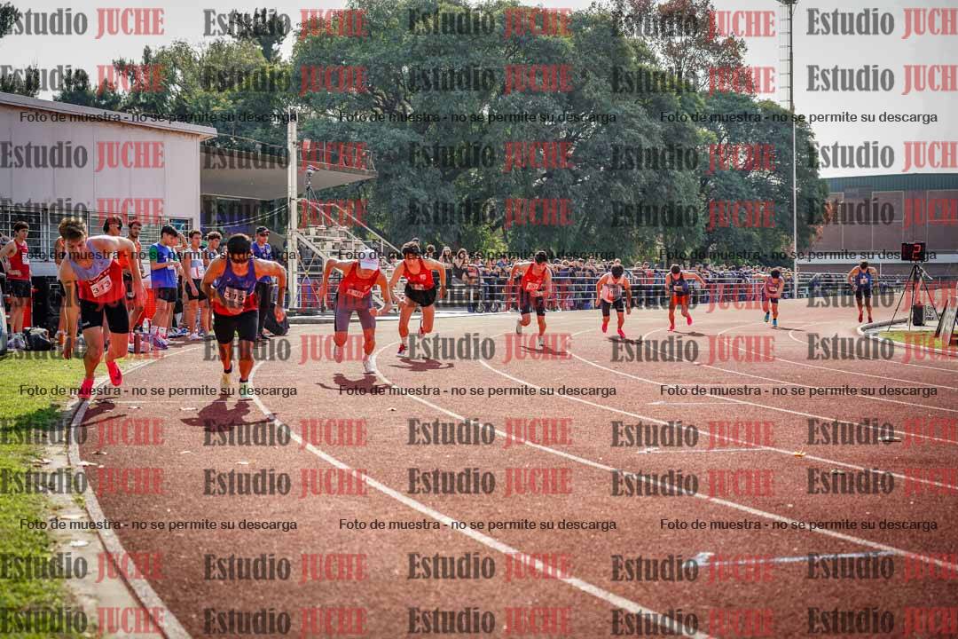 Fotos de los 800 m llanos de varones