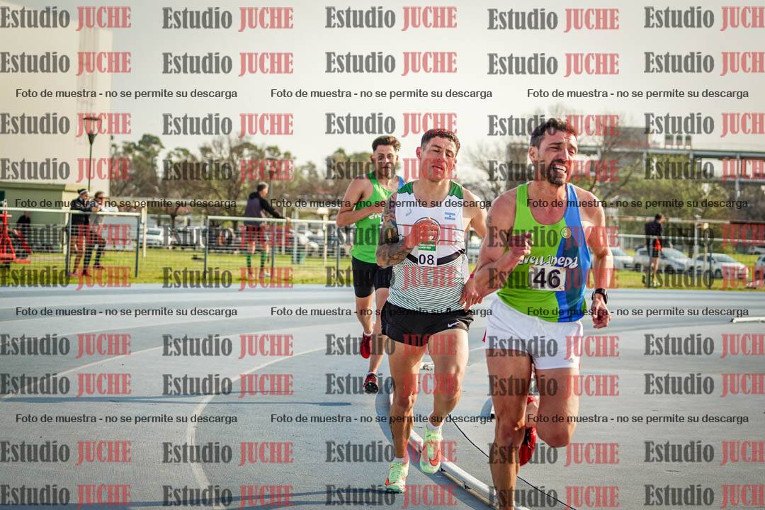 Fotos de los 3000 m llanos de varones
