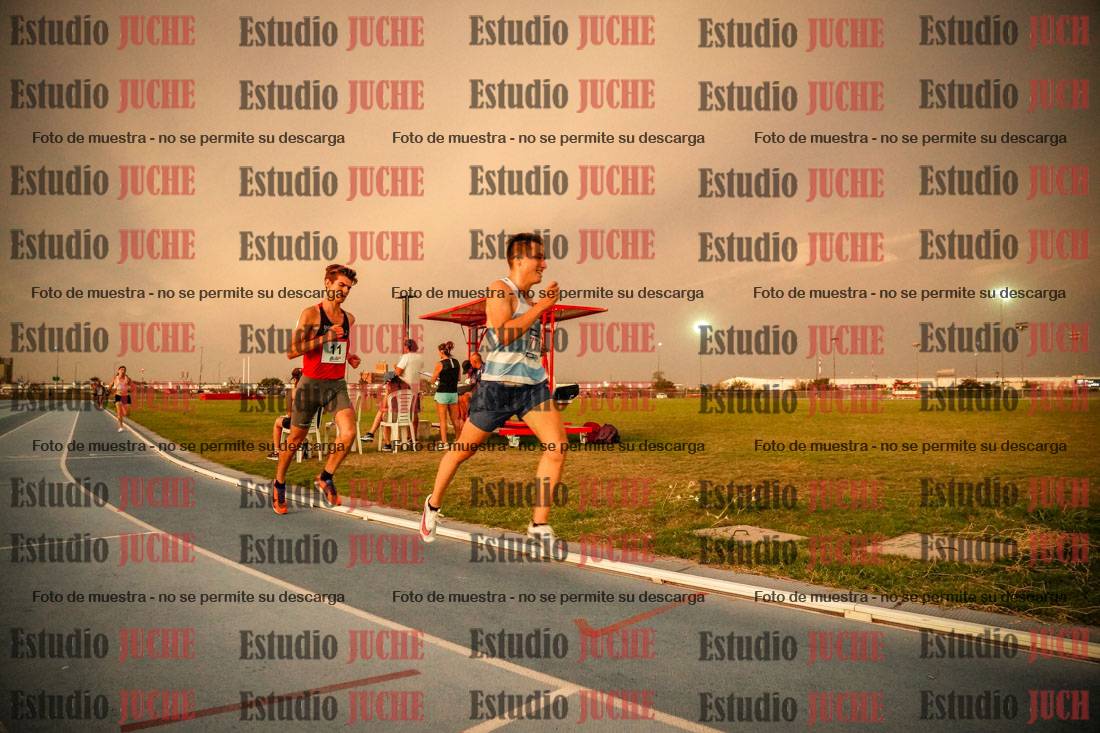 Fotos de los 3000 m llanos de varones