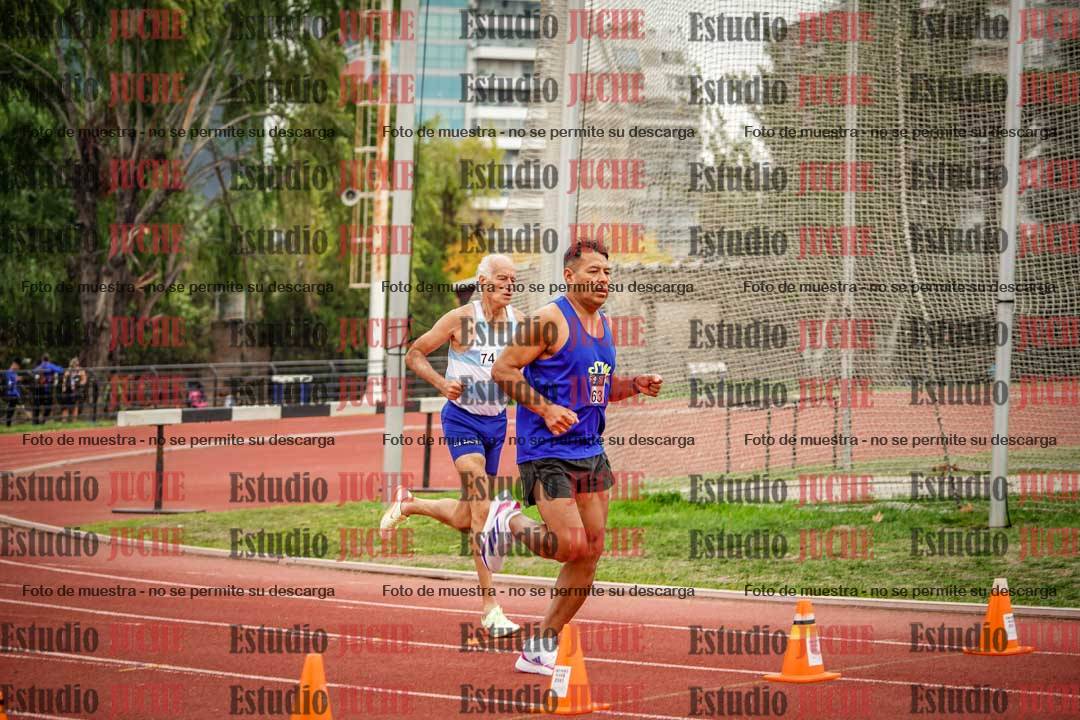 Fotos de los 800 m llanos de varones