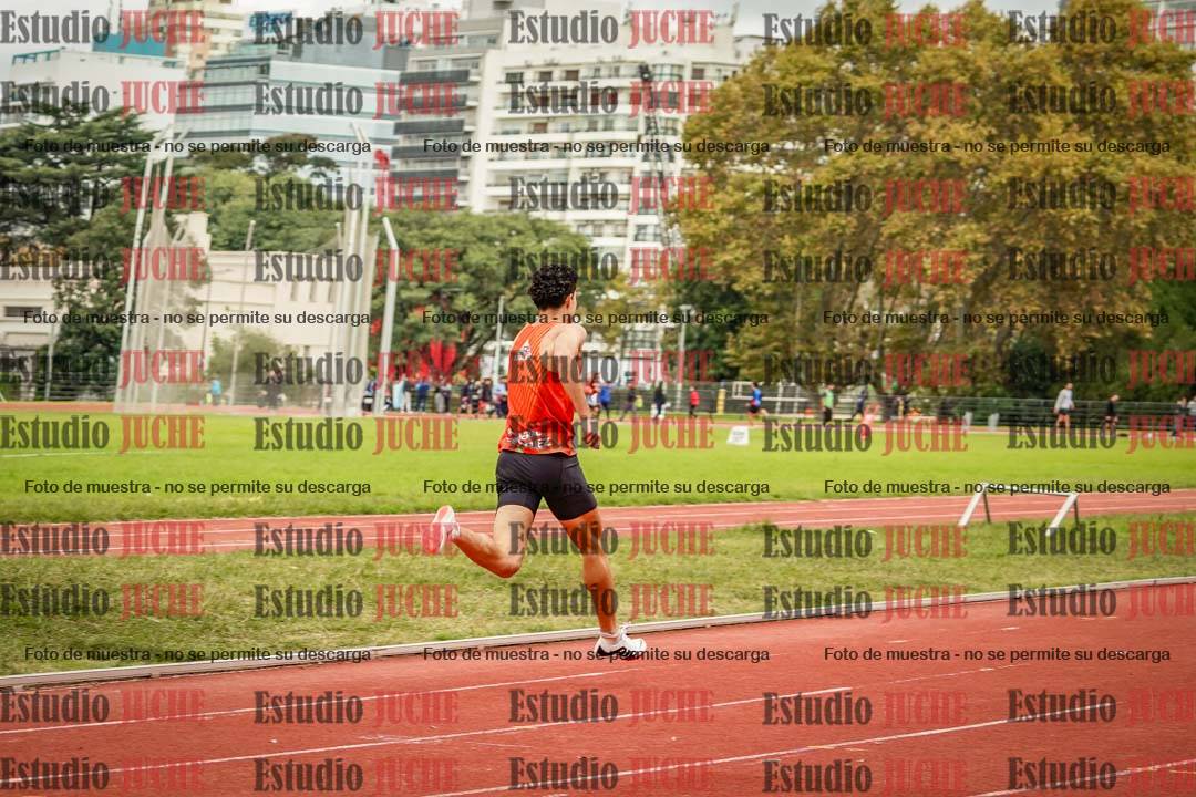 Fotos de los 400 m llanos de varones