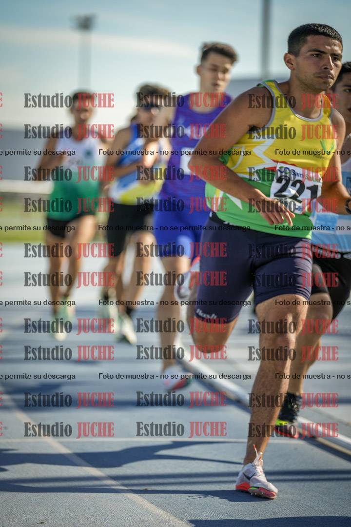 Fotos de los 1500 m llanos de varones