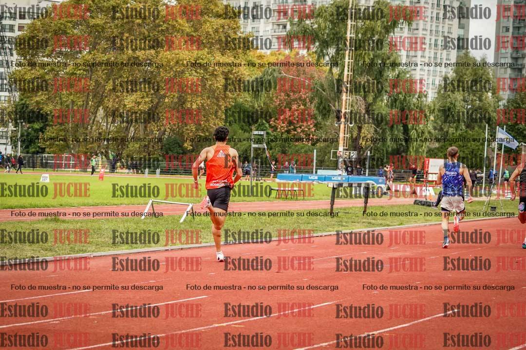 Fotos de los 400 m llanos de varones