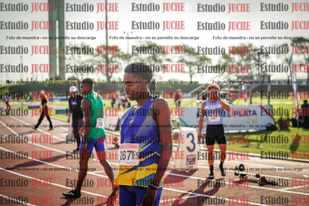 Fotos de algunos extras y podios del día 1