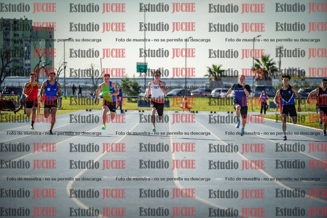 Fotos de los 100 m llanos de varones