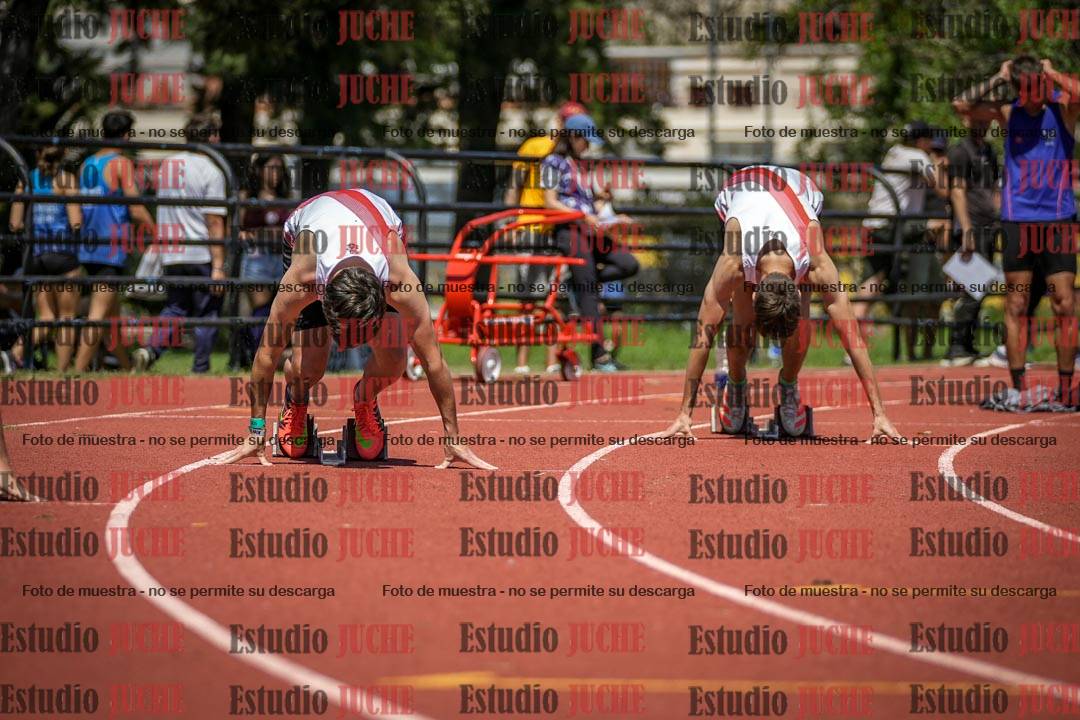 Fotos de los 200 m llanos de varones