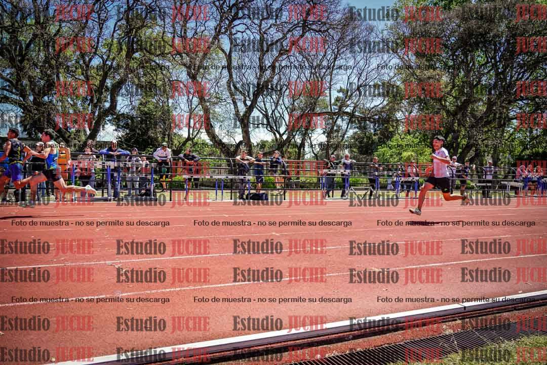 Fotos de los 100 m llanos de varones