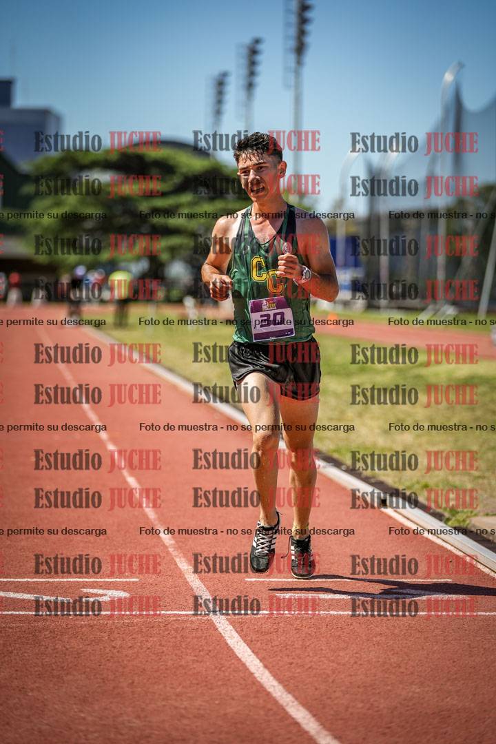 Fotos de los 3000 m con obstáculos de varones