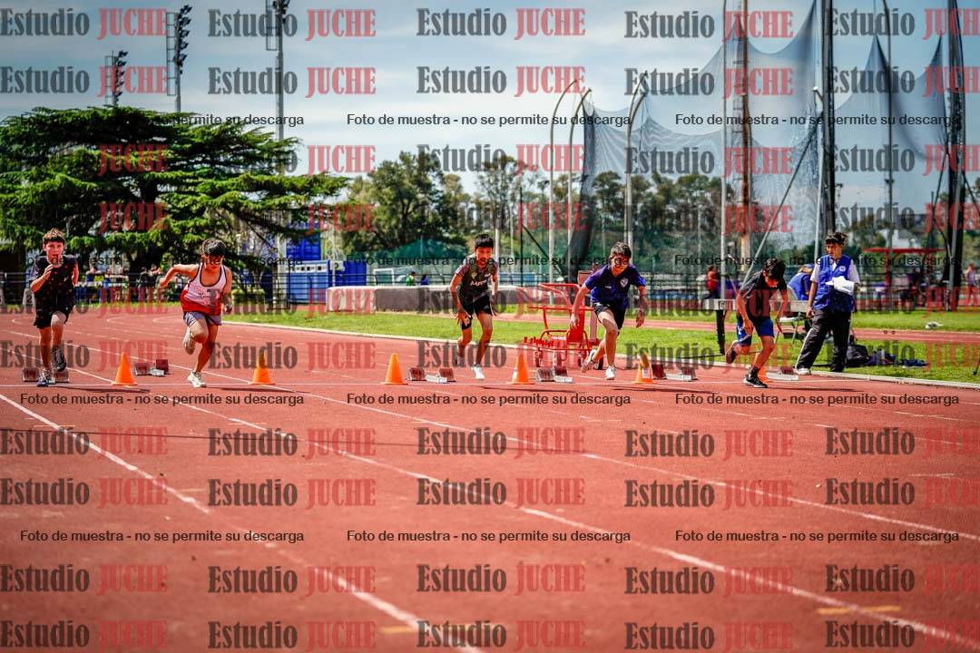 Fotos de los 50 m llanos de varones