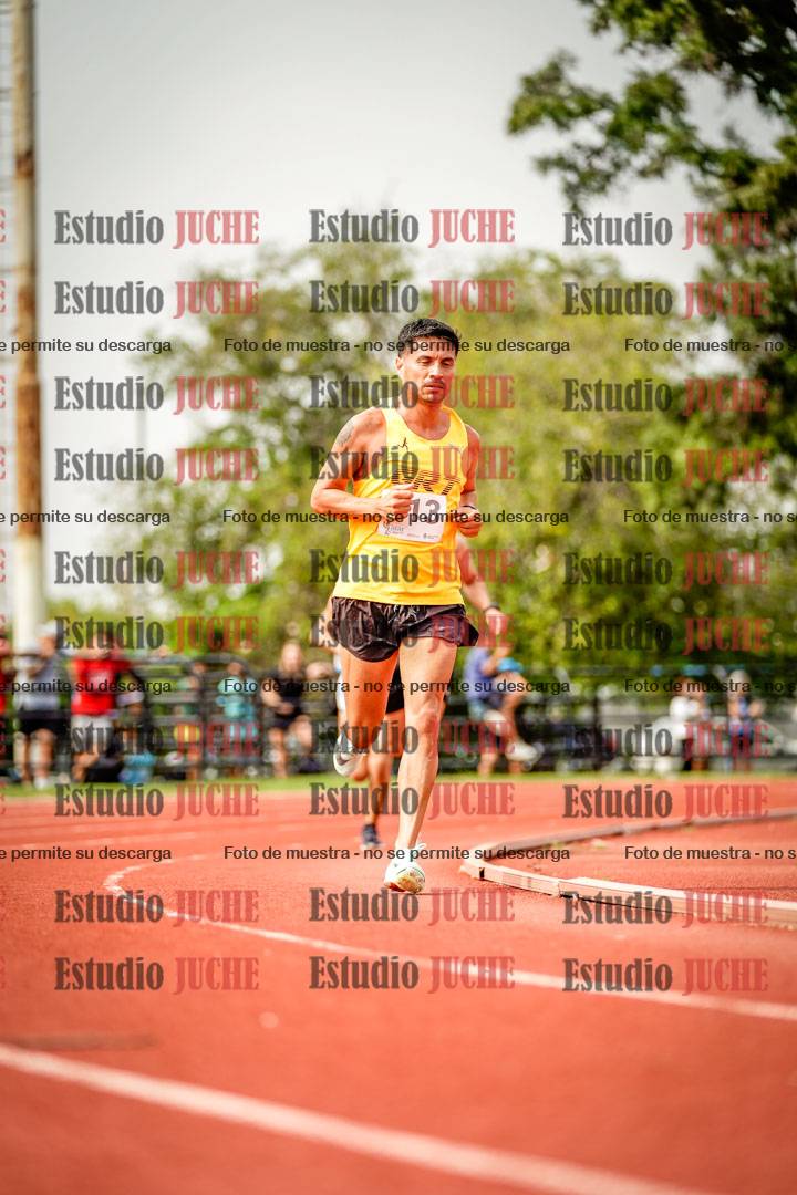 Fotos de los 3000 m llanos de varones