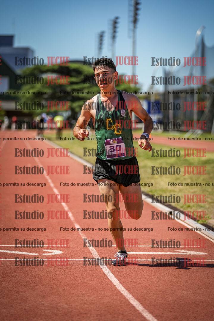 Fotos de los 3000 m con obstáculos de varones