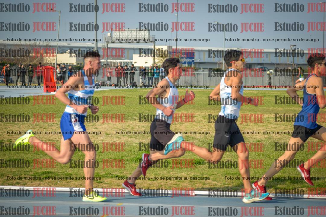 Fotos de los 3000 m llanos de varones