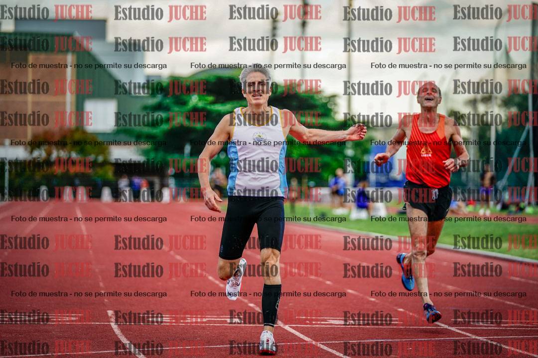 Fotos de los 400 m llanos de varones