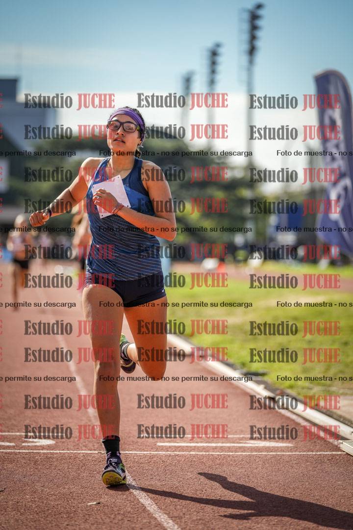 Fotos de los 800 m llanos de mujeres - heptatlón 7