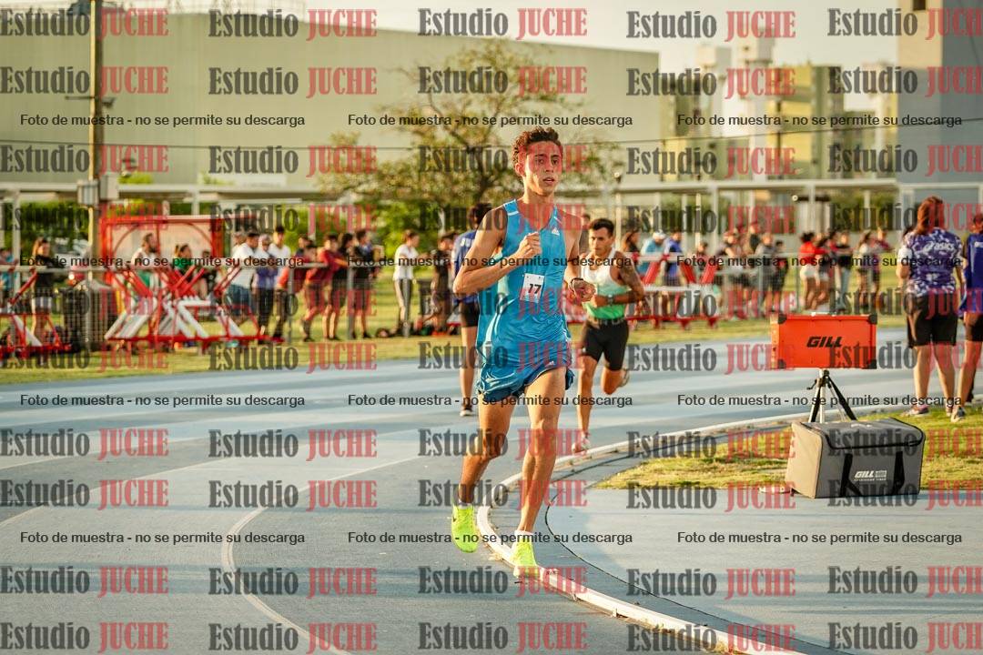 Fotos de los 3000 m llanos de varones