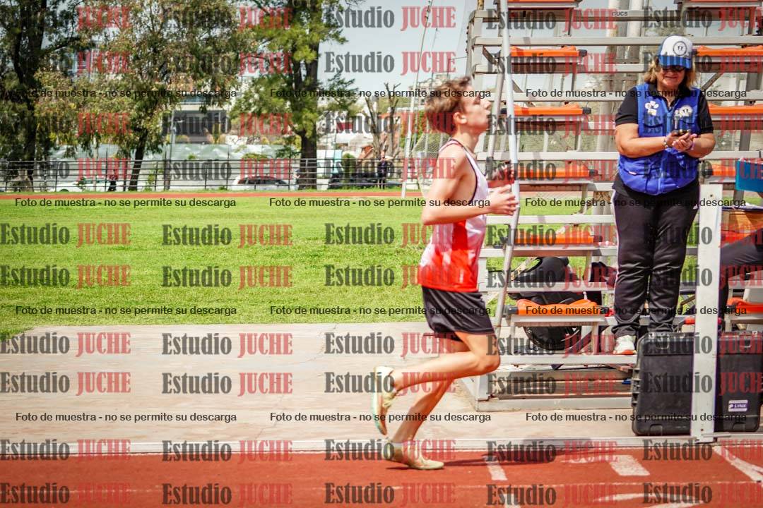Fotos de los 600 m llanos de varones