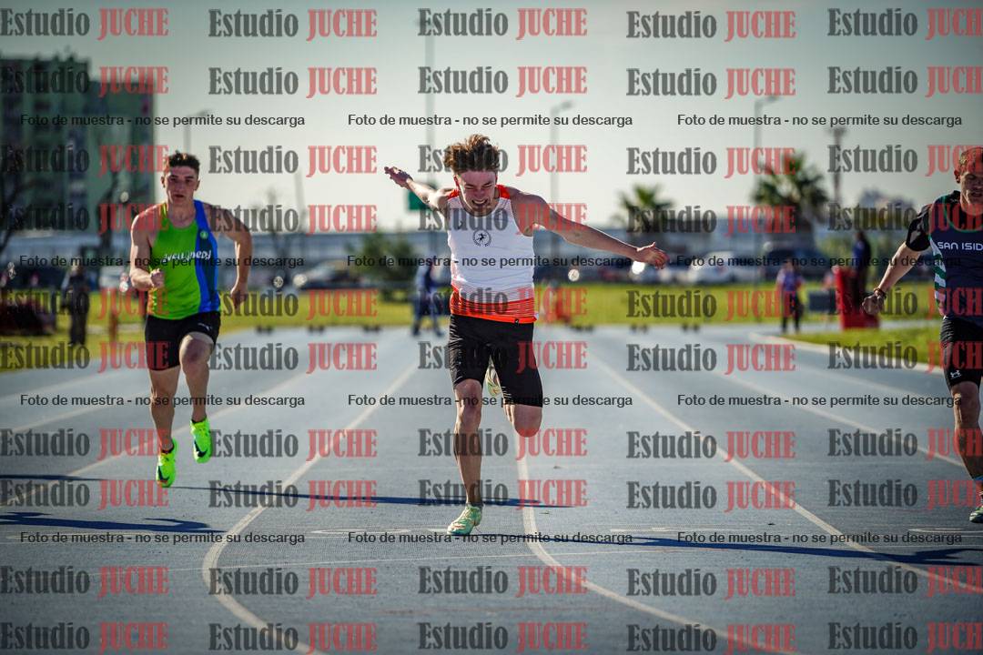Fotos de los 100 m llanos de varones