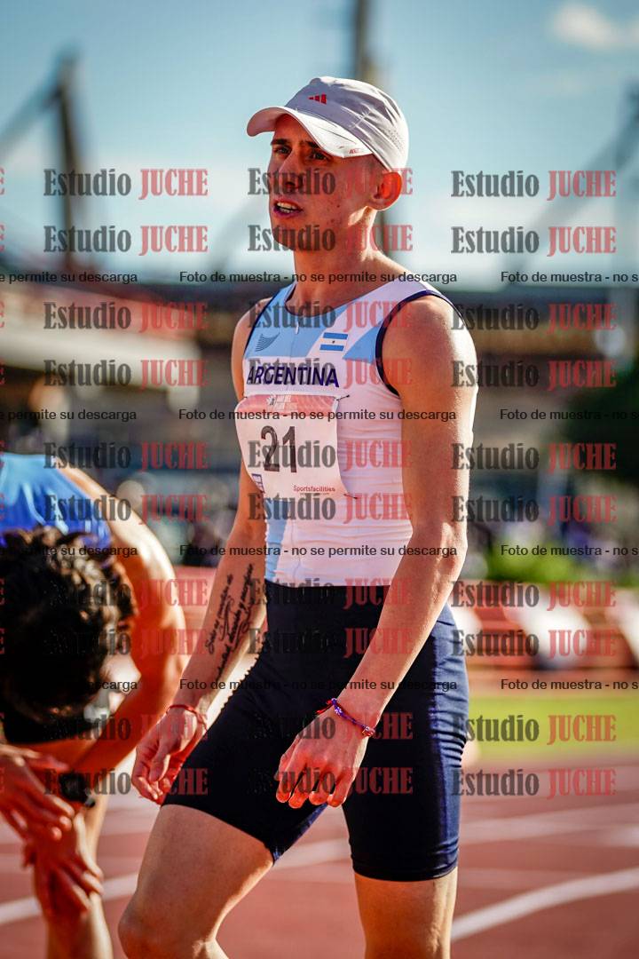 Fotos de algunos extras y podios del día 2