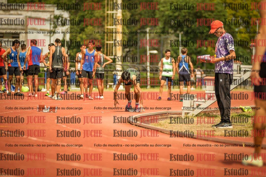 Fotos de los 200 m llanos de varones