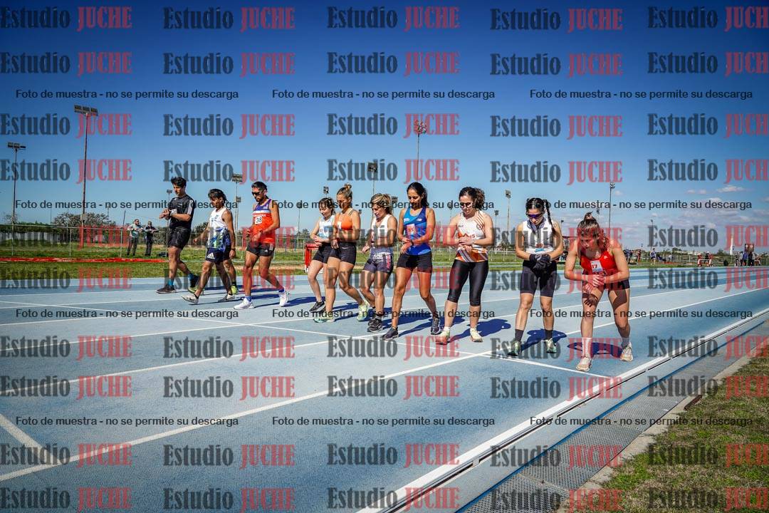 Fotos de los 5000 m llanos de mujeres y varones