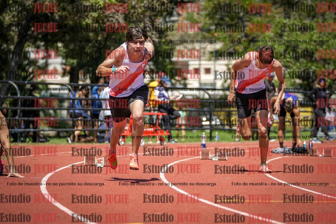 Fotos de los 200 m llanos de varones