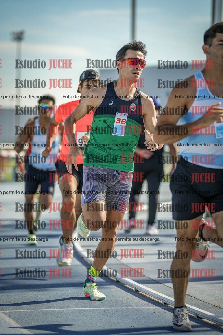 Fotos de los 1500 m llanos de varones