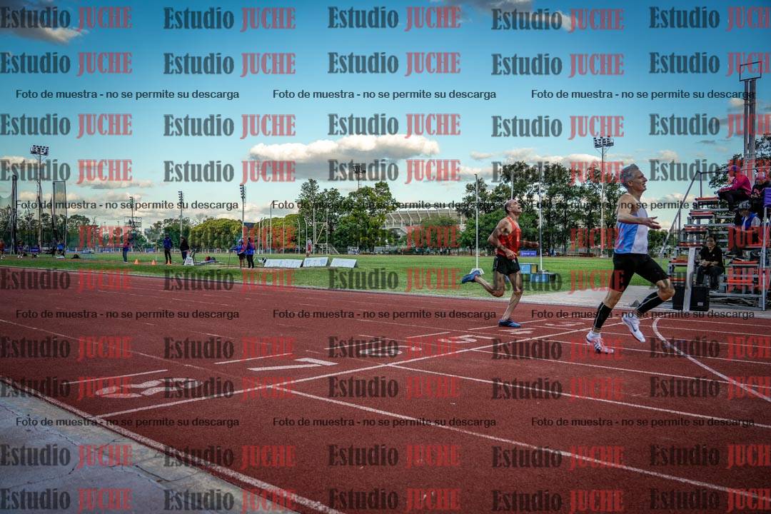 Fotos de los 400 m llanos de varones