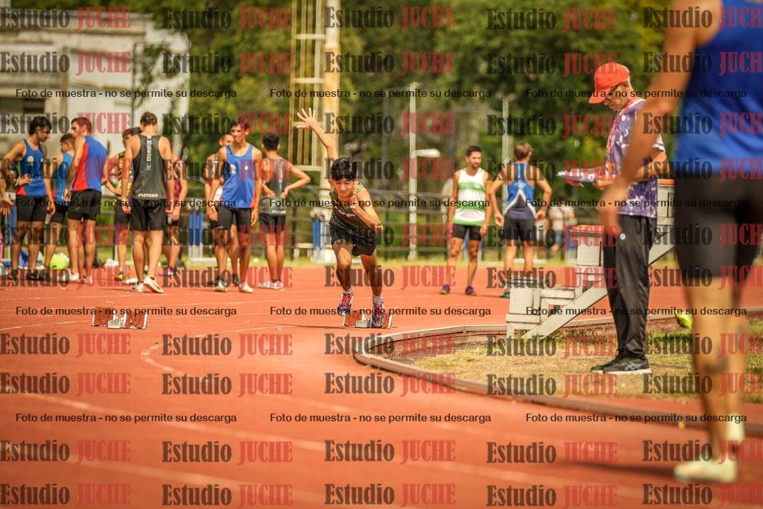 Fotos de los 200 m llanos de varones