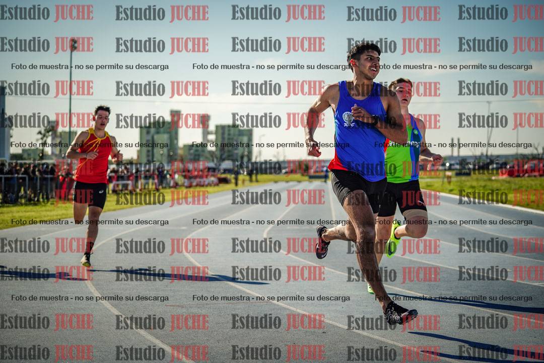 Fotos de los 100 m llanos de varones