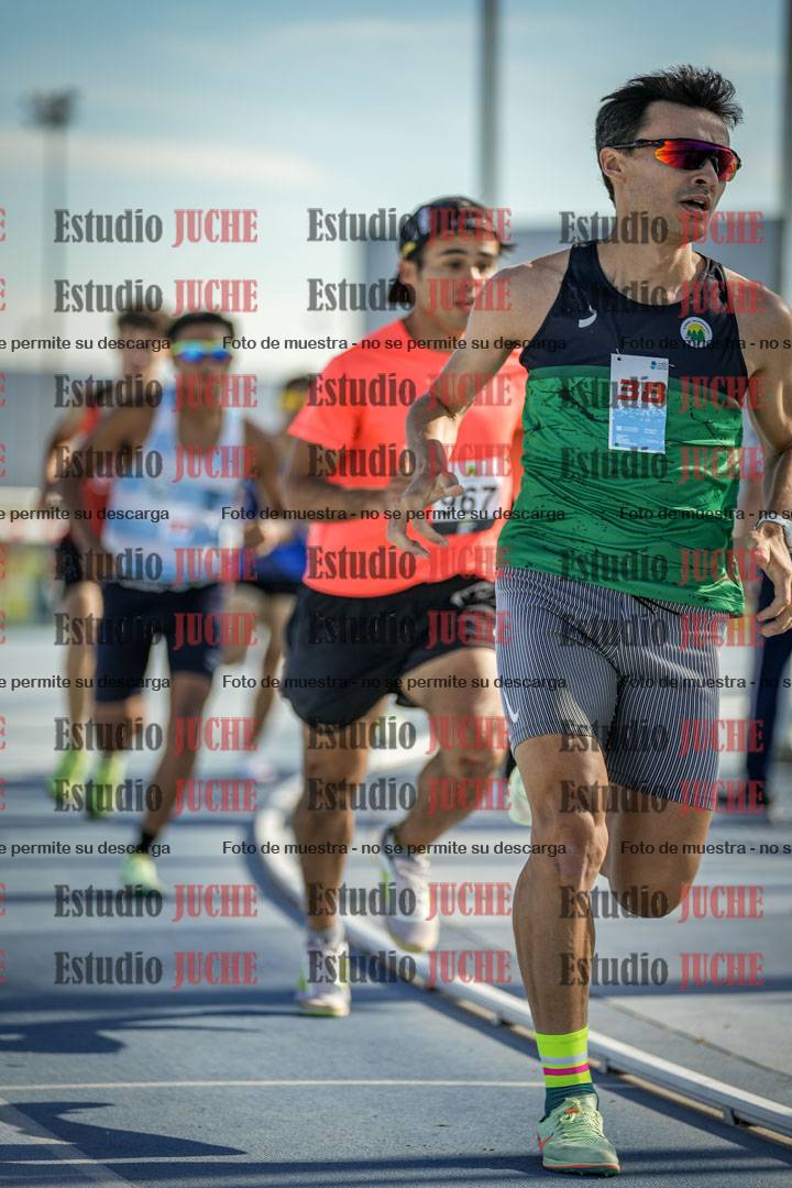 Fotos de los 1500 m llanos de varones