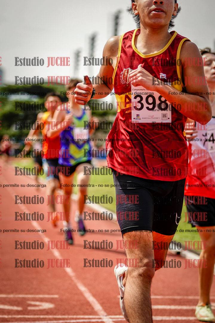 Fotos de los 600 m llanos de varones